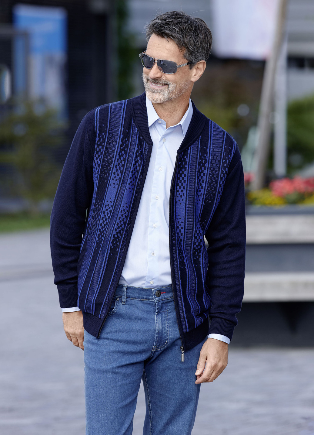 Gemusterte Jacke in 2 Farben