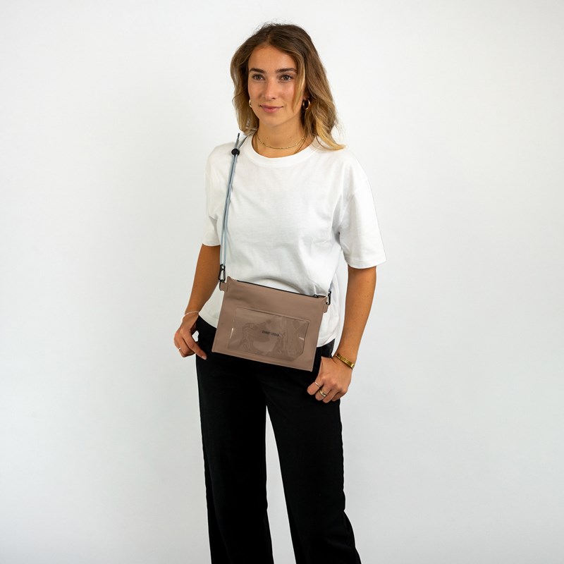 Johnny Urban<br>Crossbody Alfie