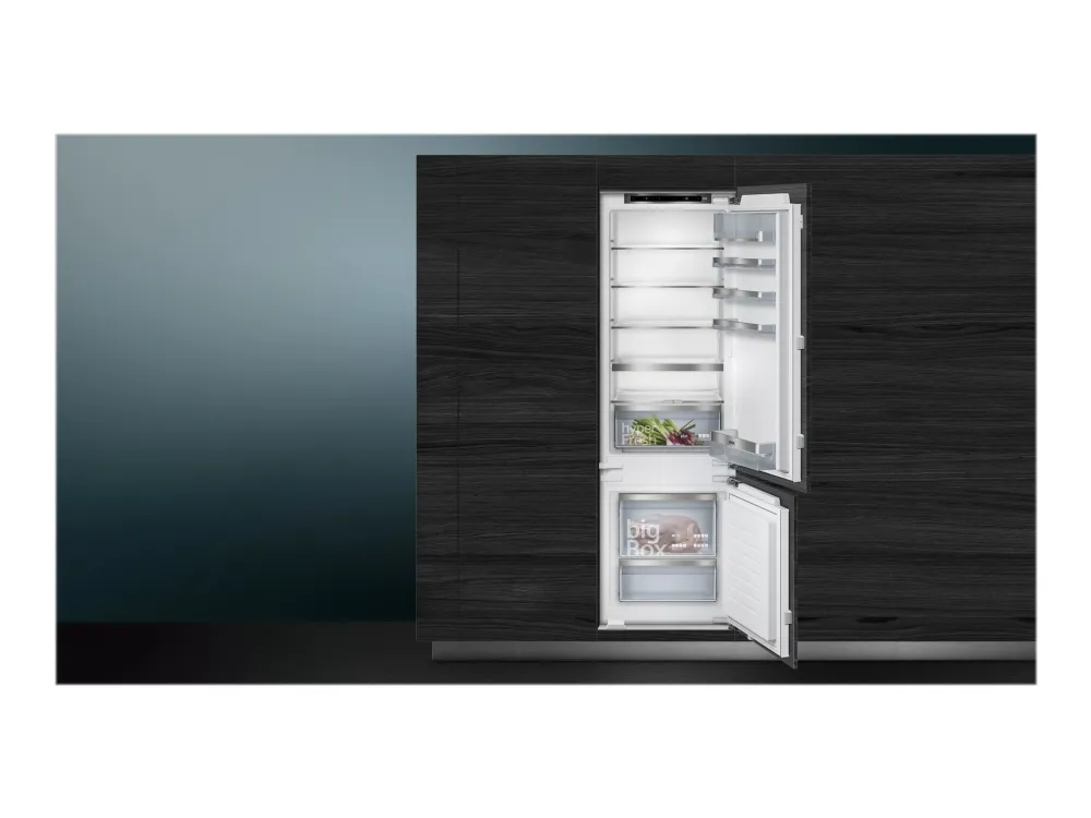Siemens iQ500 KI87SADE0 - Køleskab/fryser - bund-fryser - til indbygning - bredde: 56 cm - dybde: 55 cm - højde: 177.5 cm - 272 liter - Klasse E - hyperFresh plus / LED-belysningen / softClose - Fladhængsel