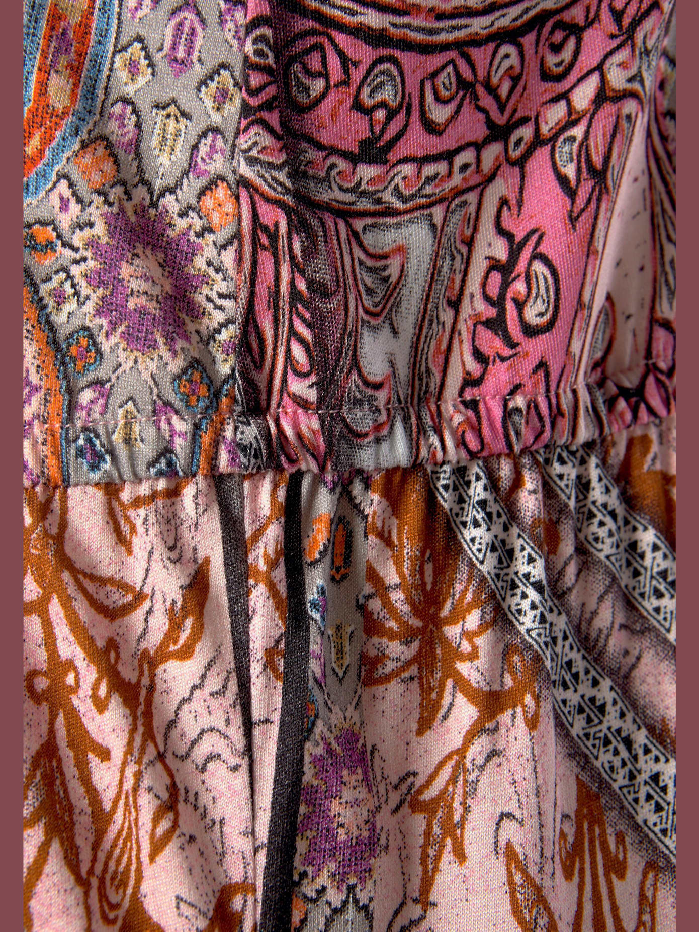Robe longue col v devant et au dos