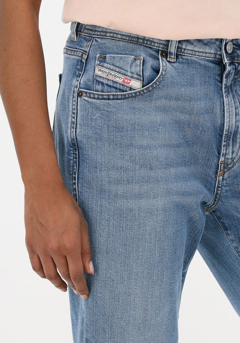 DIESEL lichtblauwe diesel straight leg jeans 2004 d-joy