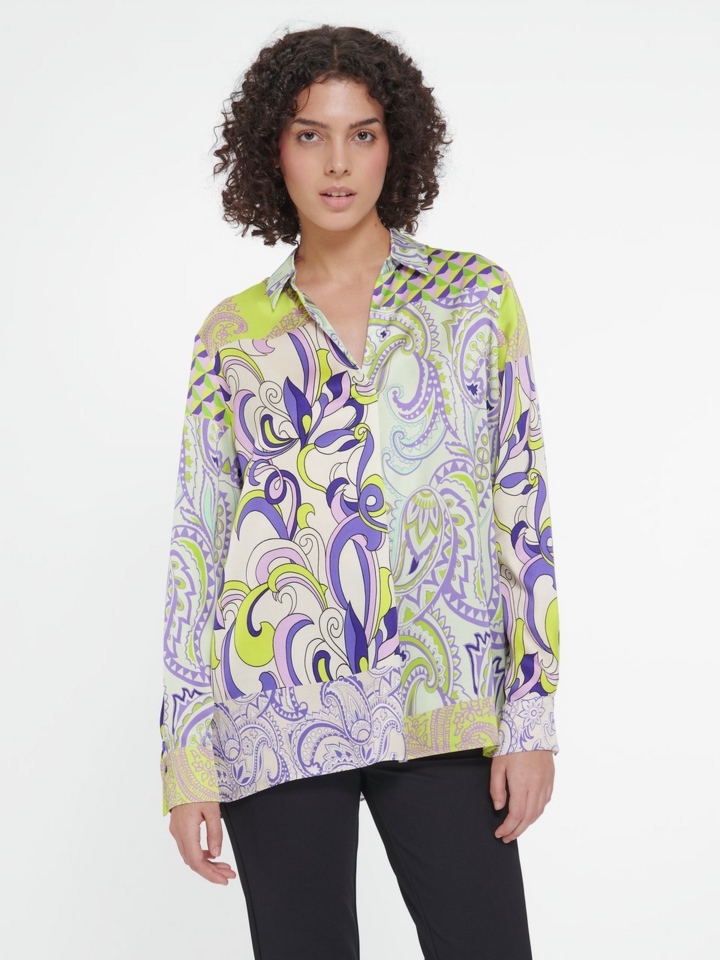 Bluse mit Allover-Muster