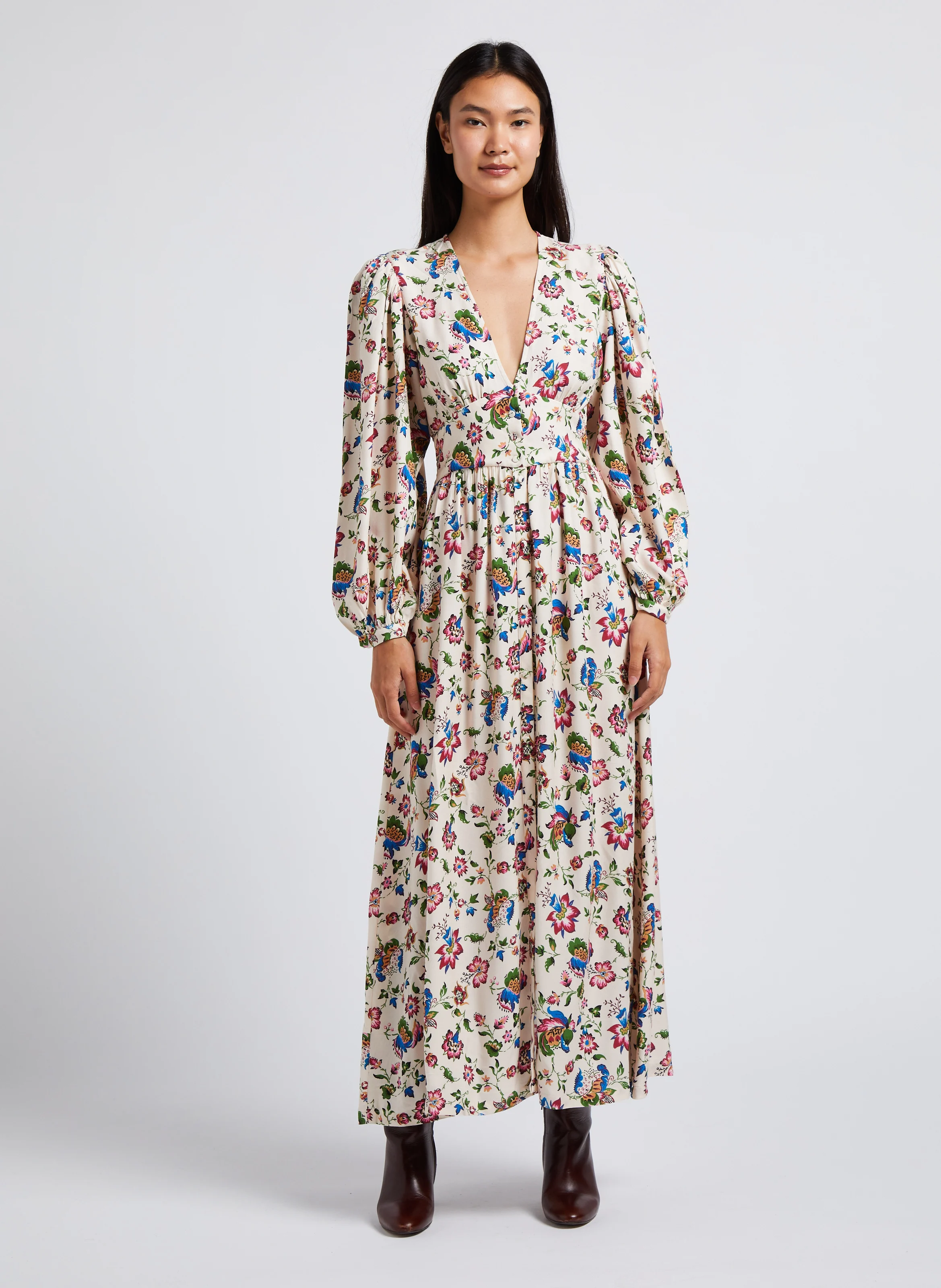 ARIELLE - Robe longue évasée encolure V imprimé | Beige