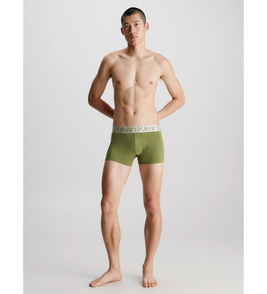 Pacote com 3 cuecas boxer Calvin Klein Steel Cotton nas cores rosa, cinza e verde.
