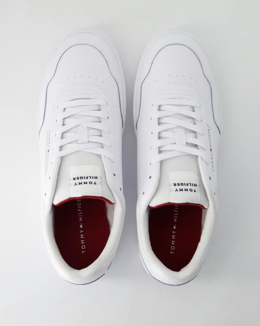 Tommy Hilfiger TH BASKET CORE LTH PINPERF Sneaker in Weiß