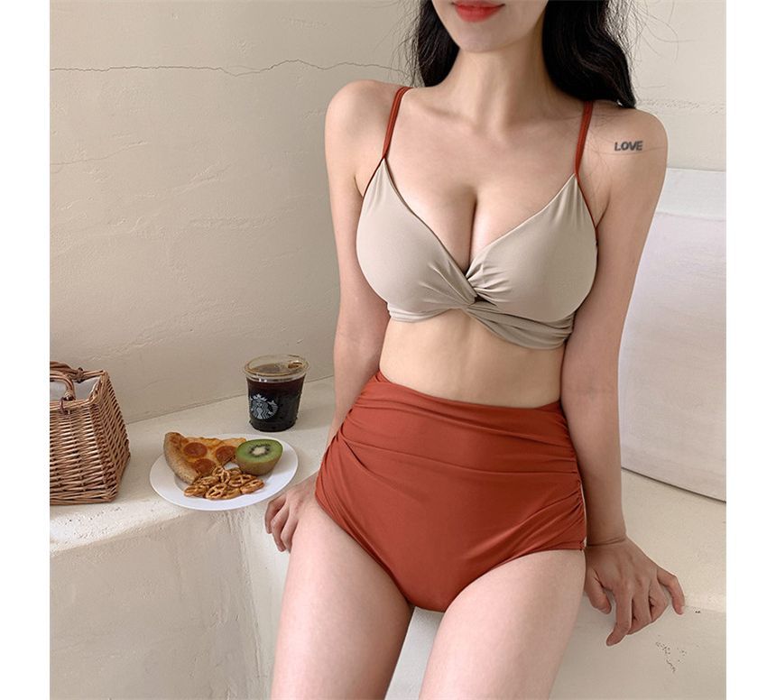 MALILA - Set: Effen bikinitop + broekje met hoge taille