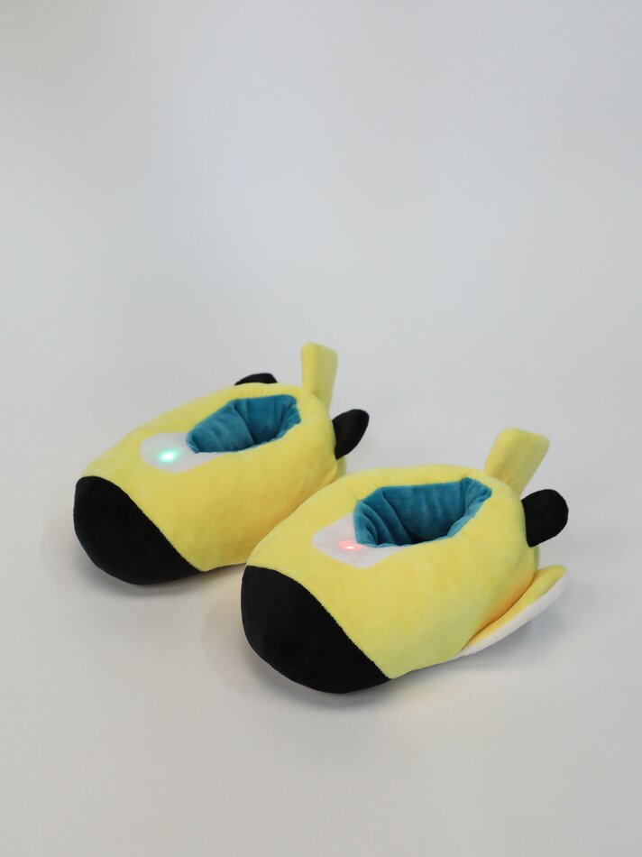 Chinelo espacial - Vários