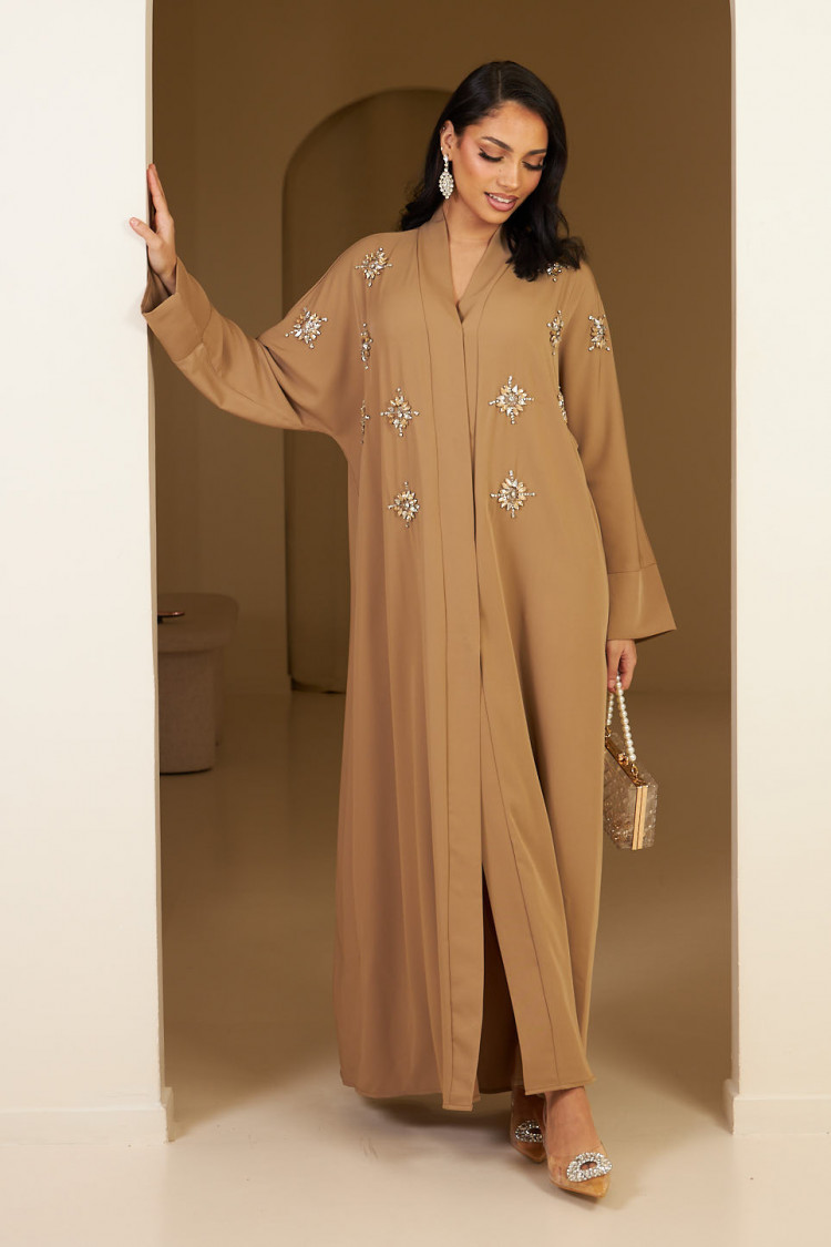 Kimono beige foncé à strass doré et argenté