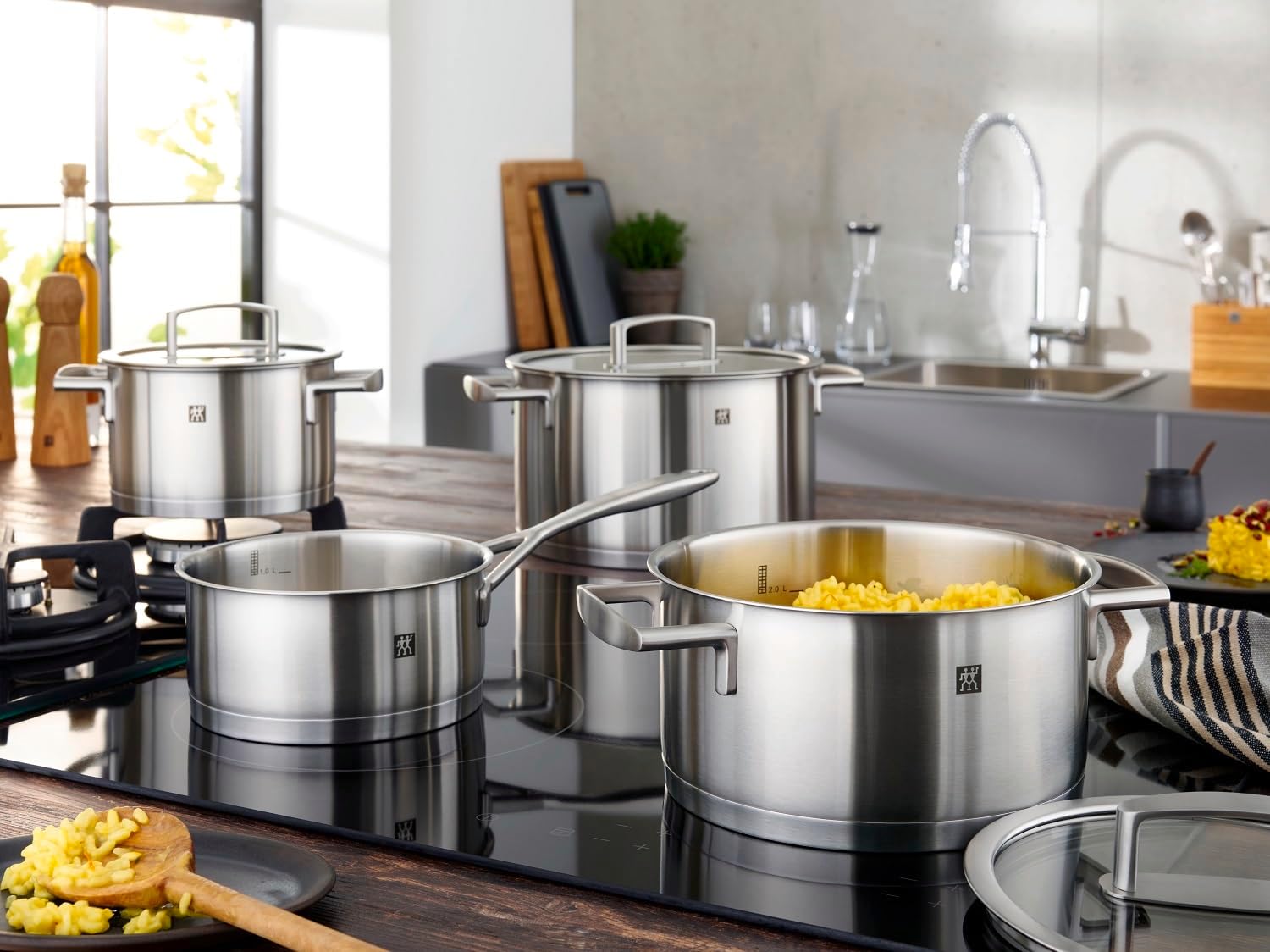 ZWILLING Vitality Kochtopf-Set 5-teilig mit Glas-Deckel, Induktionsgeeignet, Unbeschichtet, Edelstahl, Silber