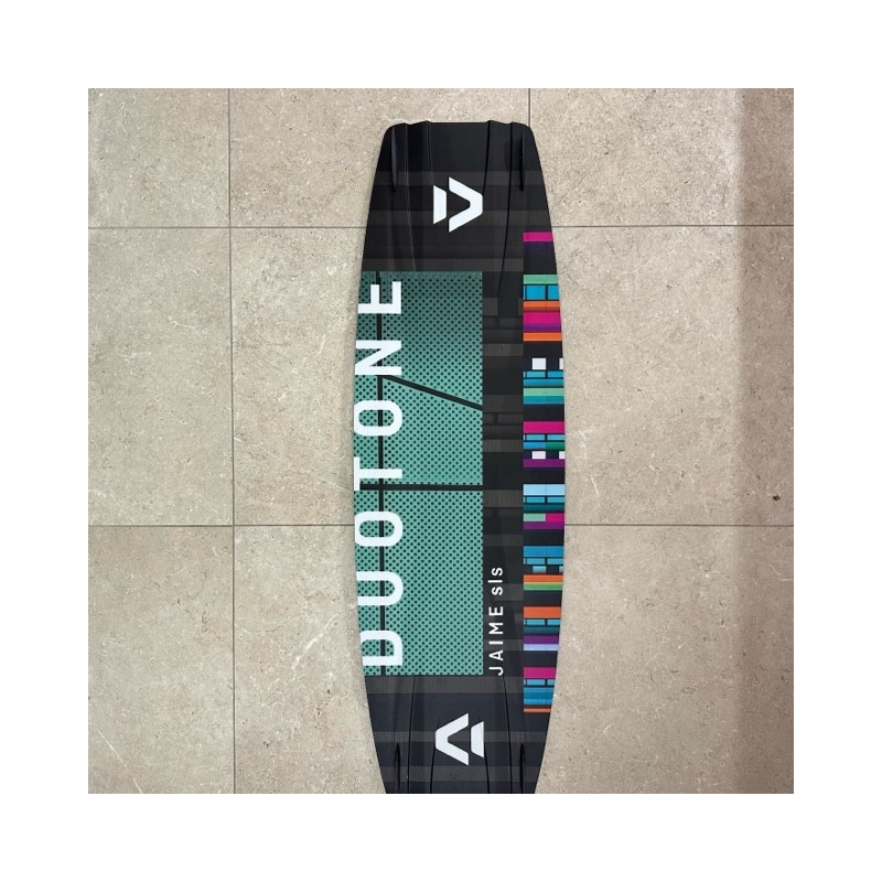 Twintip Occasion Duotone Jaime SLS 2022 taille 139/42 - The Corner Shop