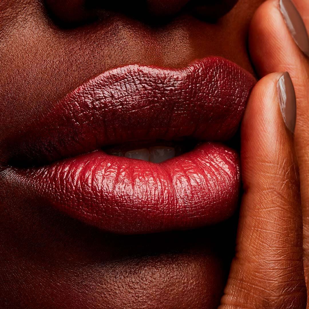 MAC CREMESHEEN LIPSTICK