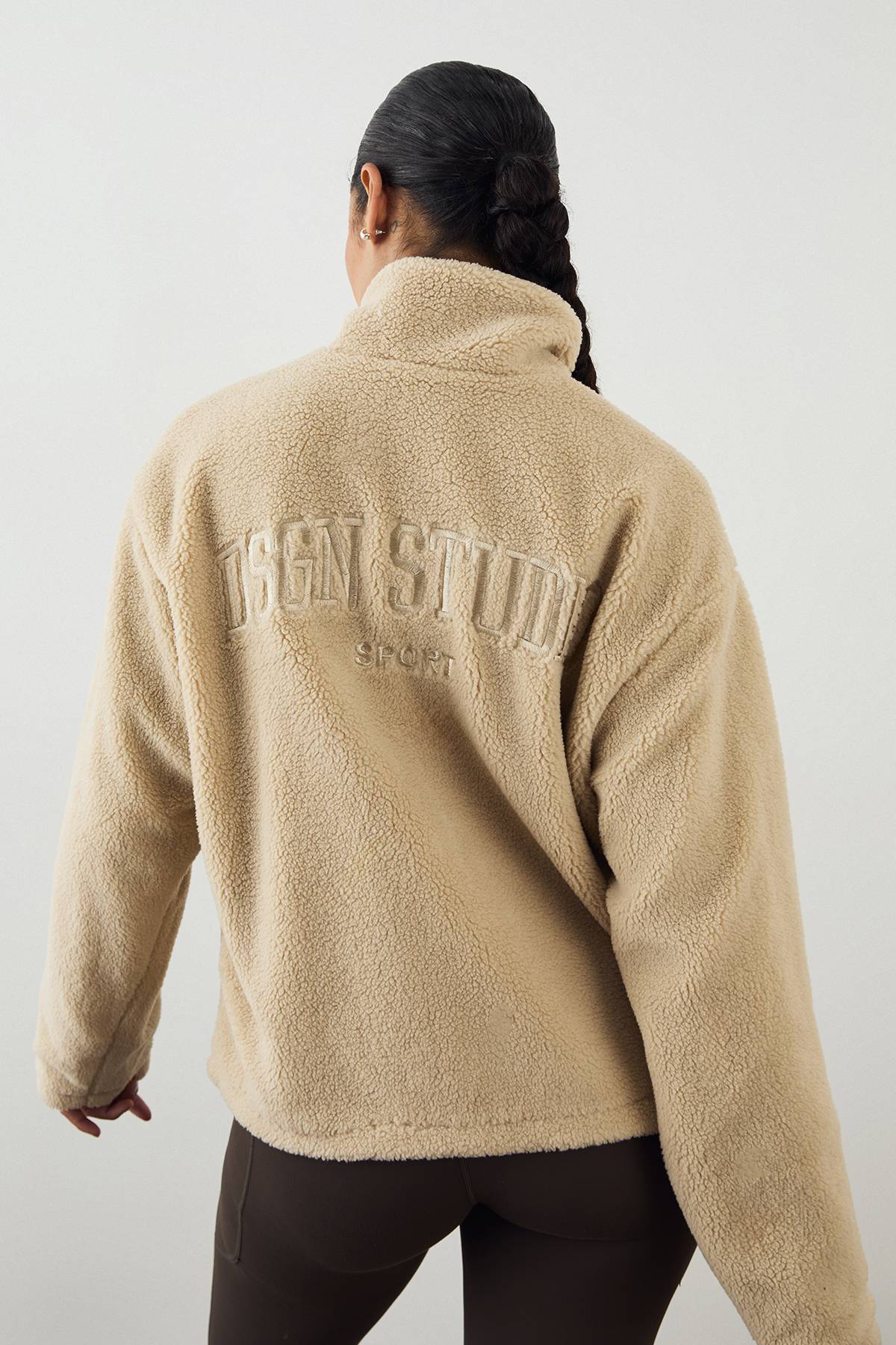 Veste DSGN Studio Borg à Col Cheminée et Fermeture Zippée