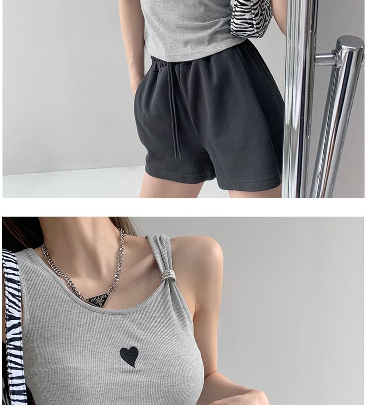 Surbane - Tanktop met geborduurd hart