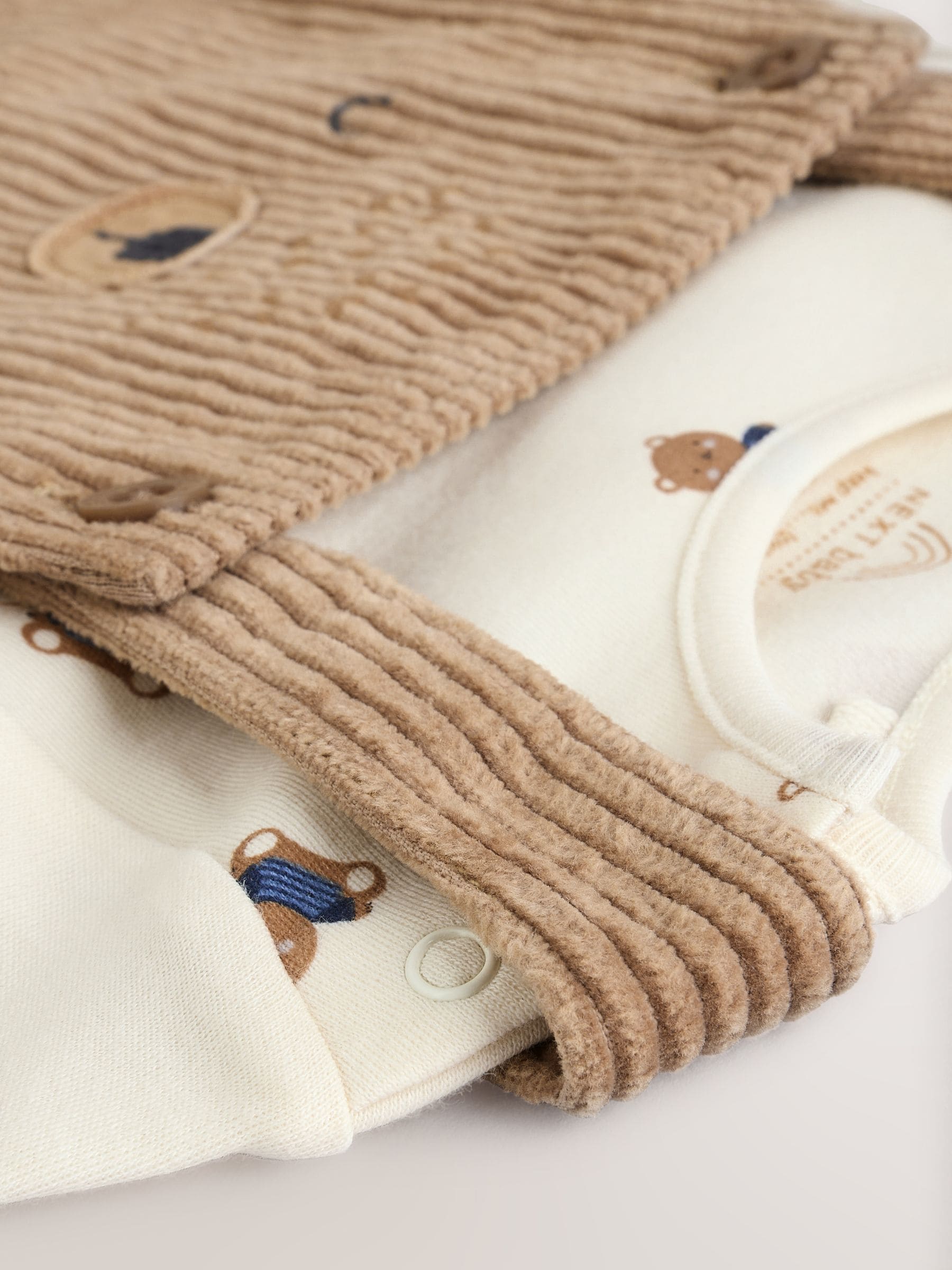 Bruin met bruine beer - Babyset van tuinbroek en rompertje (0mnd-2jr)