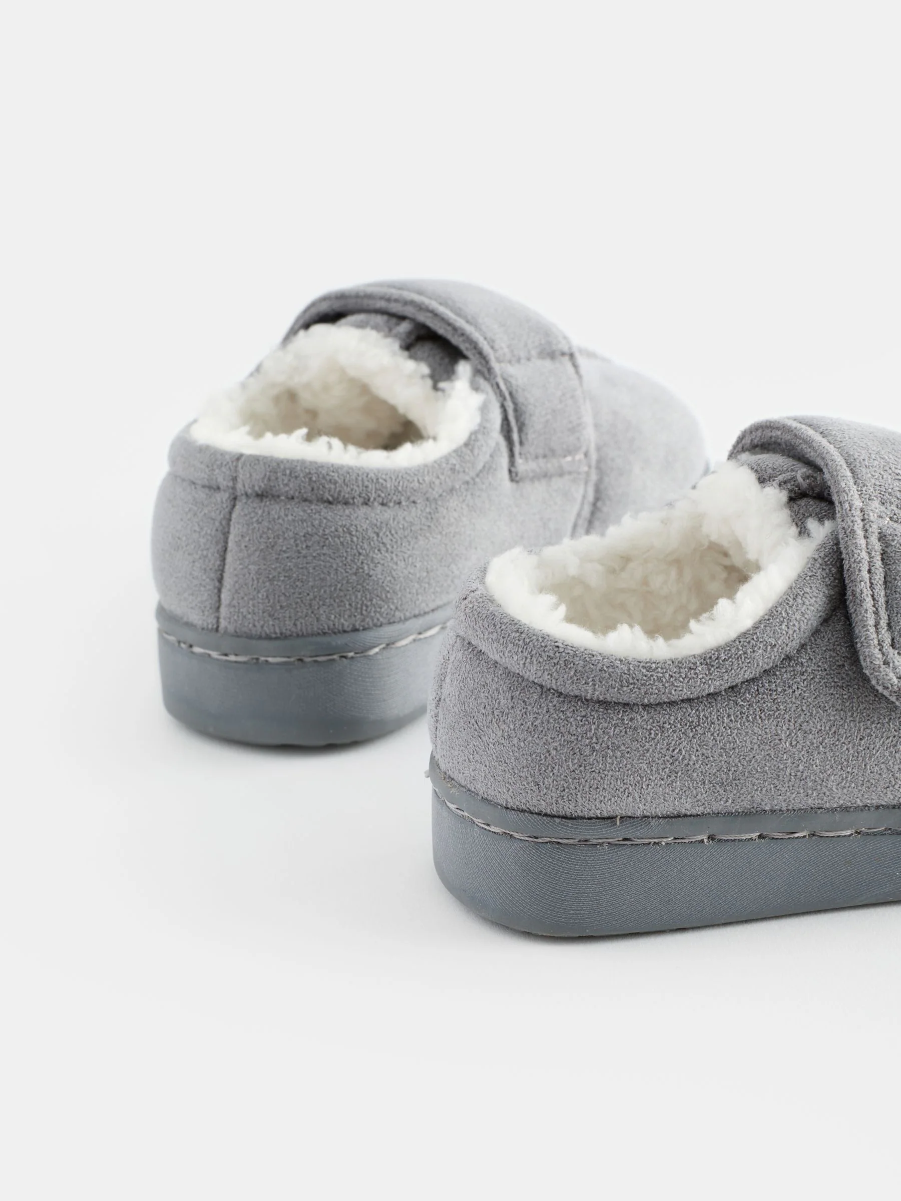Grijs - Pantoffels met klittenbandsluiting en warme voering