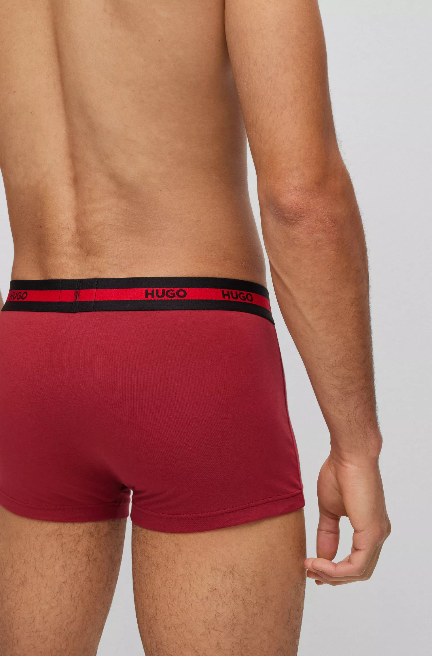HUGO Vermelho - Pacote com três cuecas boxer de algodão elástico com cós com o logotipo.