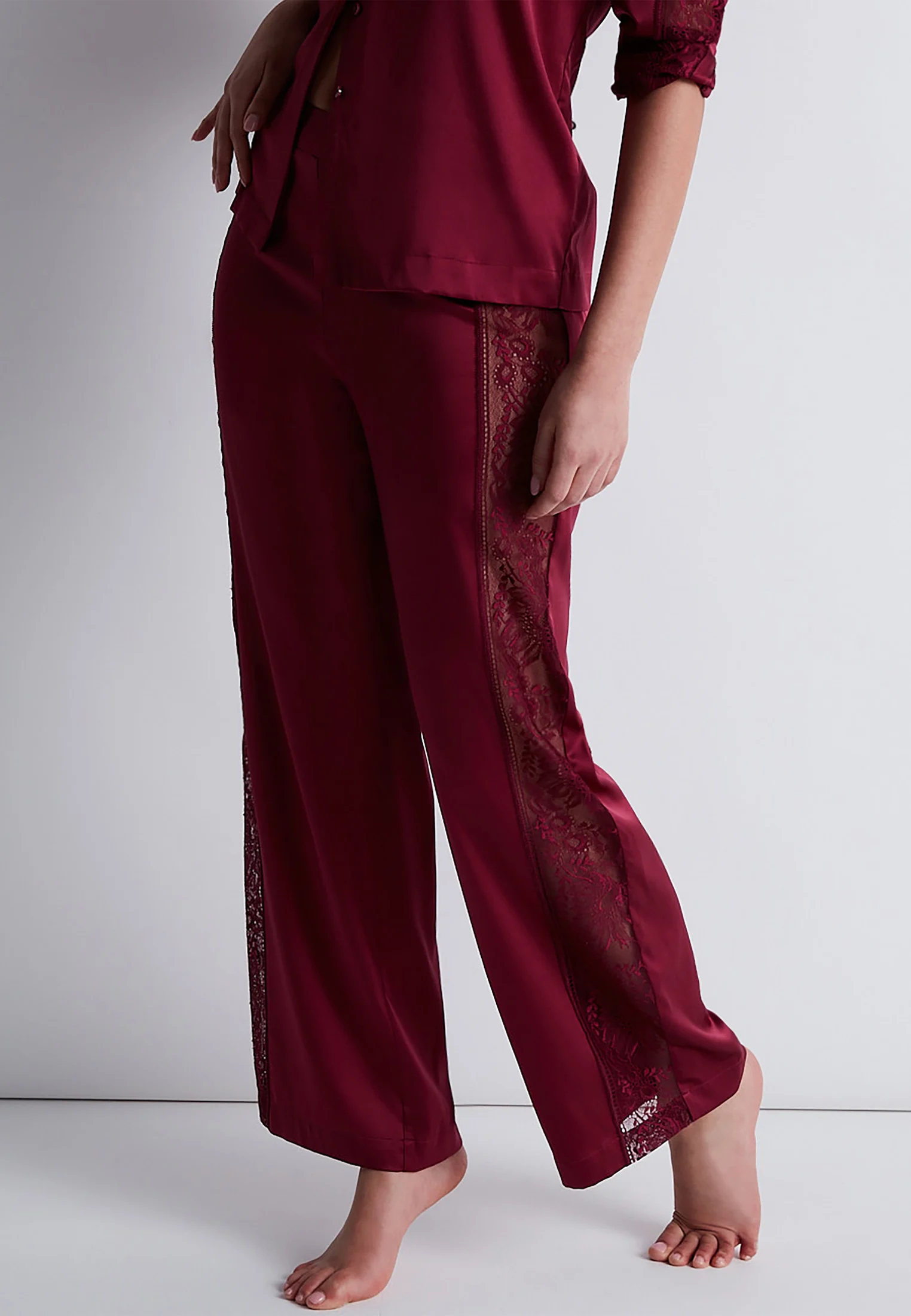 MIDNIGHT WHISPER - Pantalon | Rouge