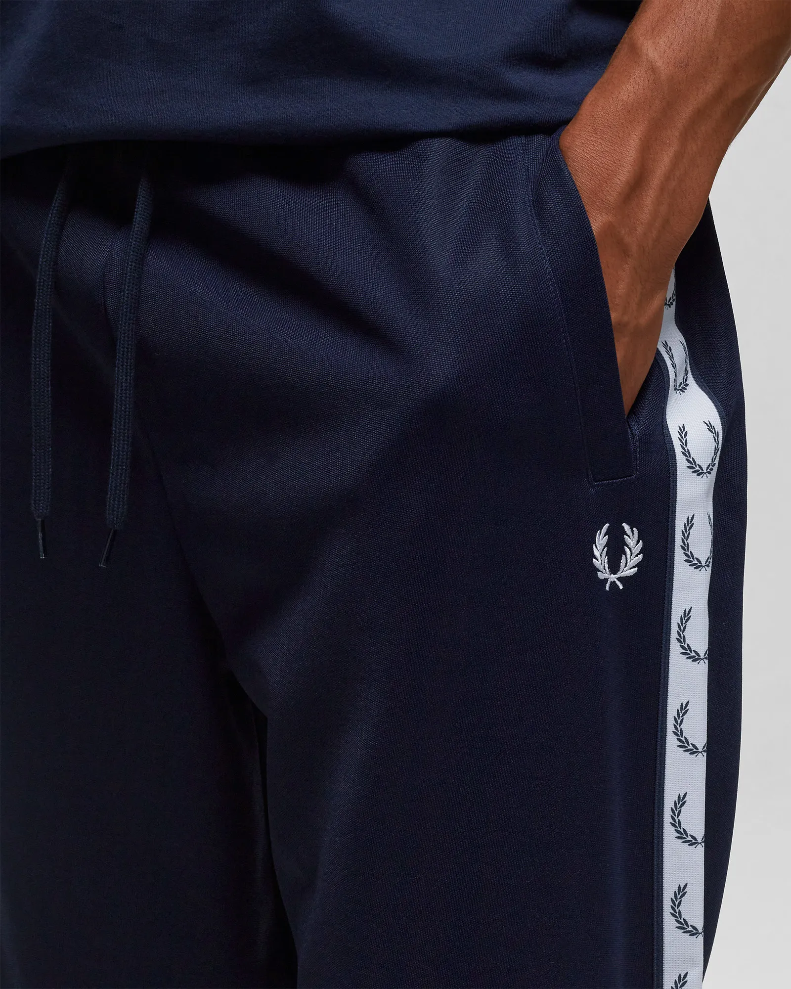 Fred Perry TAPED TRACK PANT