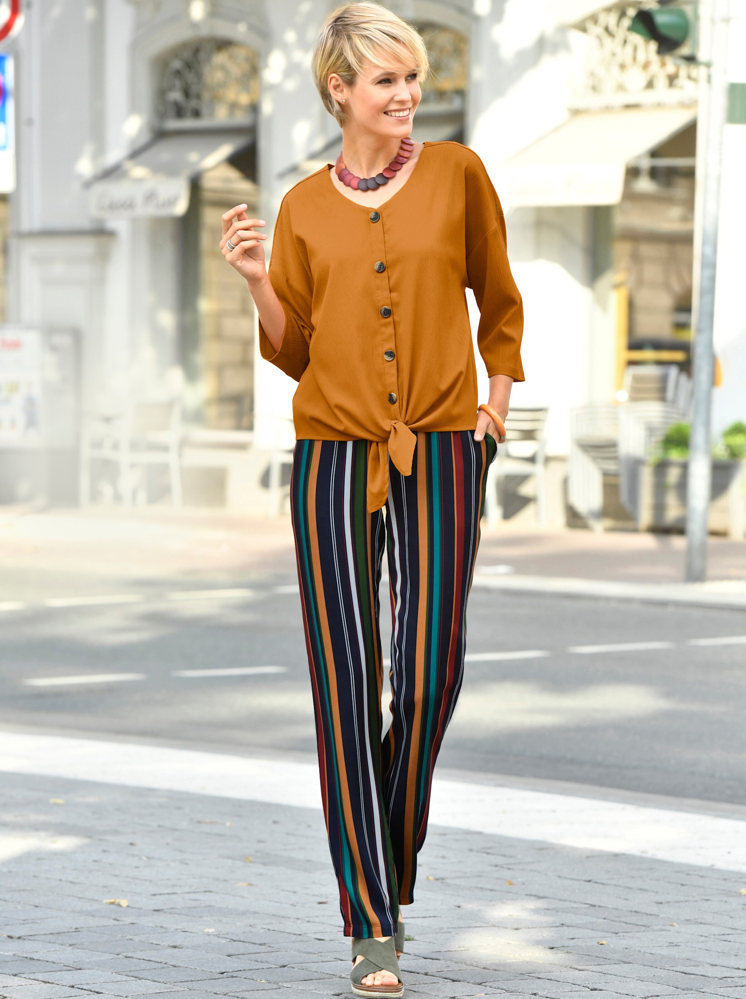 Schlupfhose in bunt-gestreift
