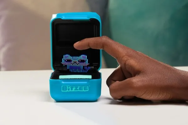 Bitzee Interactive Magicals Pet