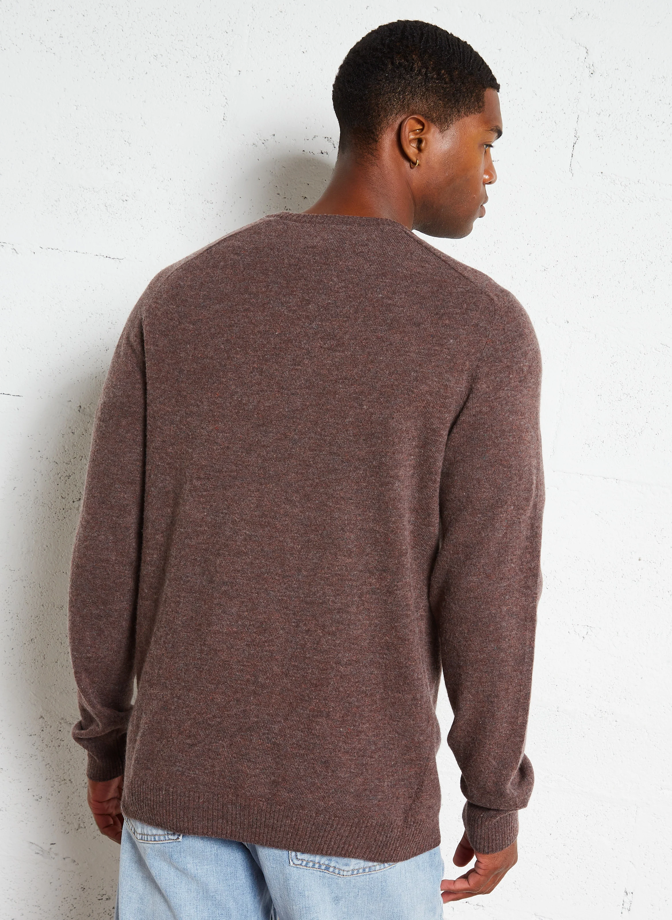 Pull col rond regular-fit en laine| Marron