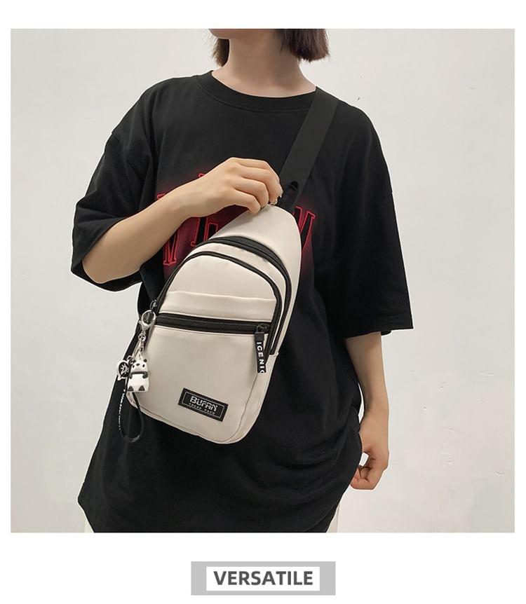 Hikuozy - Belettering Sling Bag