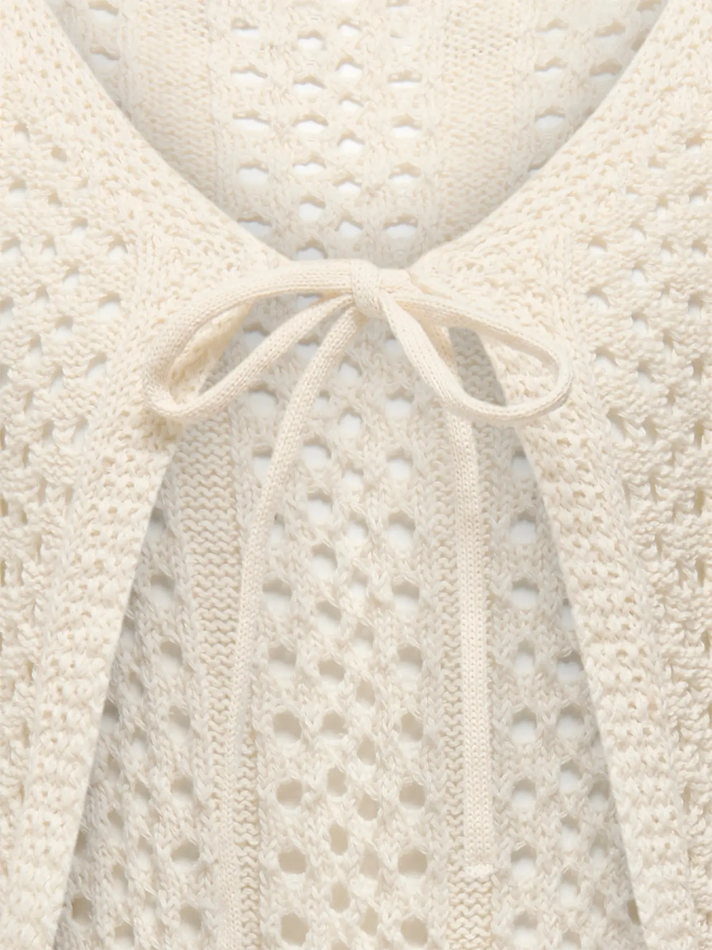 Marina Life Long Sleve Crop V-Neck Tie Knit