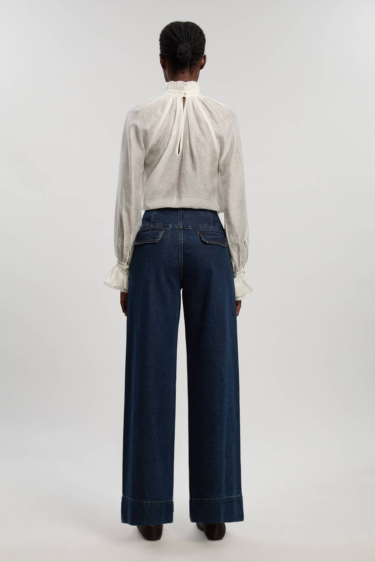 KarenMillen Jean Large À Jambes Évasées Avec Boutonnage Devant En Denim
