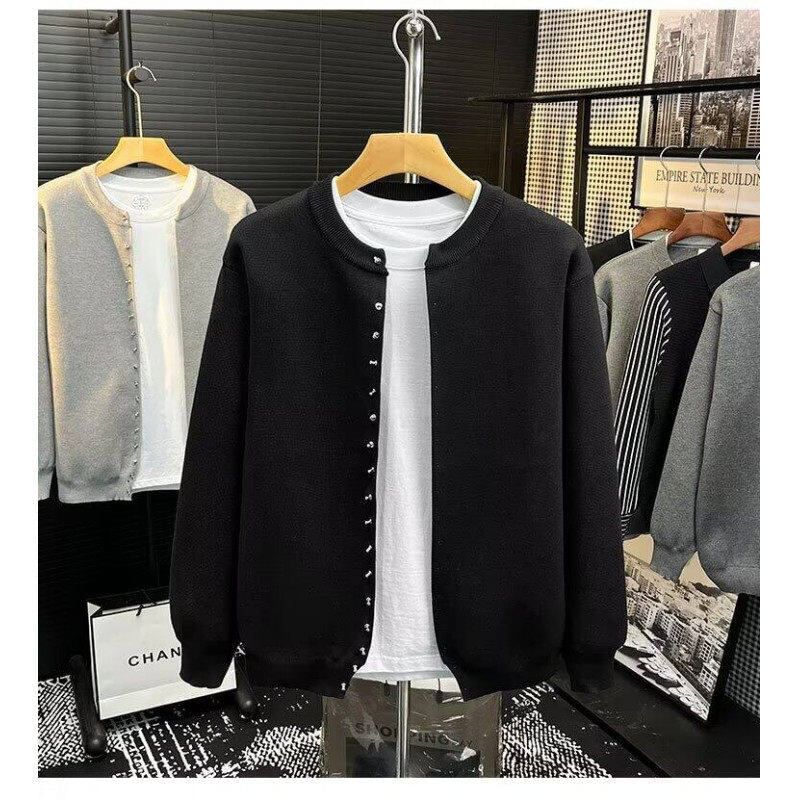 Ayuyel - effen vest met ronde hals