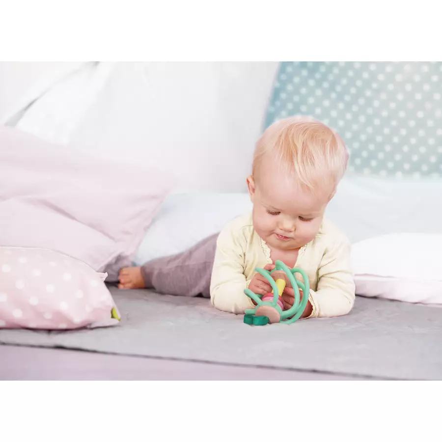 Hape Apple Griff Spielzeug Baby Holz Babyrassel Beißring Shaker Aktivität 3M