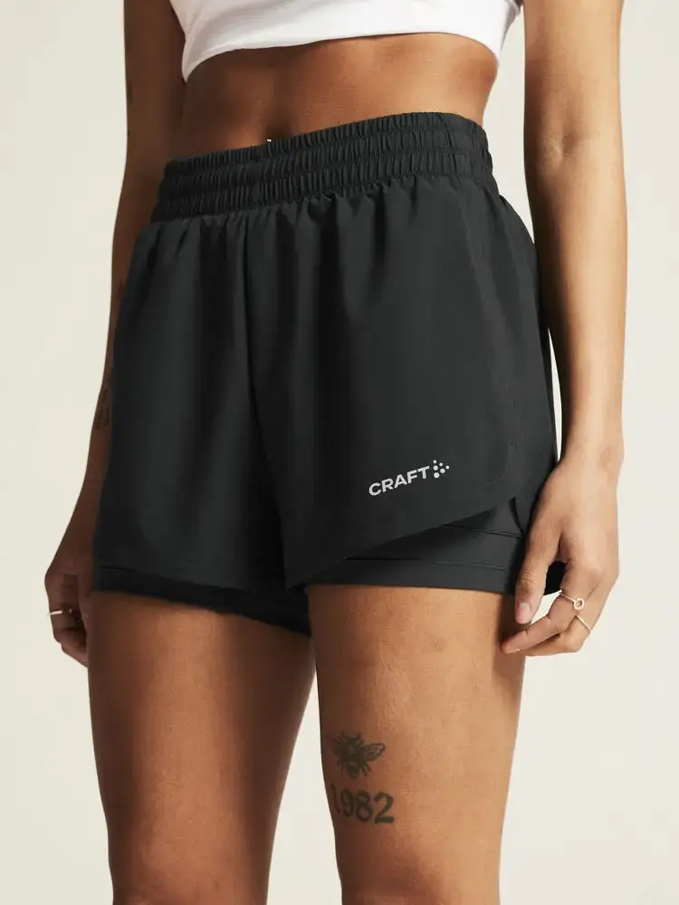 Craft ADV Essence 2 2-IN-1 Hardloopbroek Kort Zwart Dames