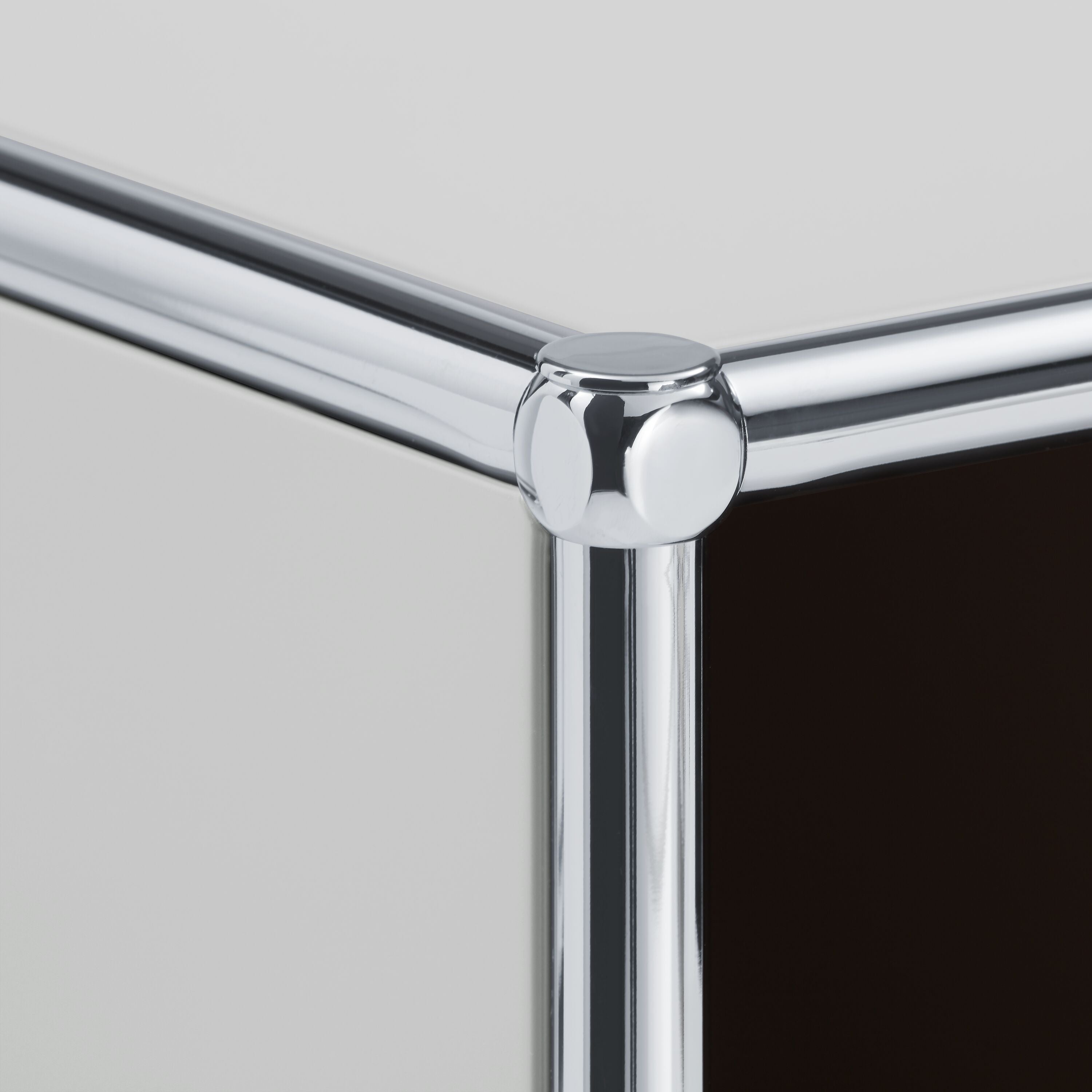 FLEXCUBE Schreibtisch - Hellgrau / B: 134.0 cm x T: 60.0 cm x H: 80.0 cm