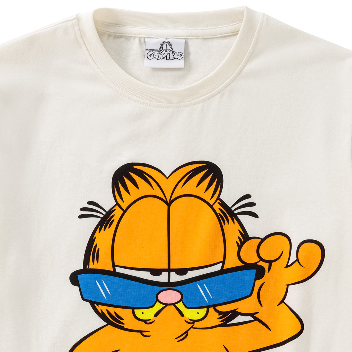 Beatwear Garfield Langarmshirt mit großem Print cremeweiss