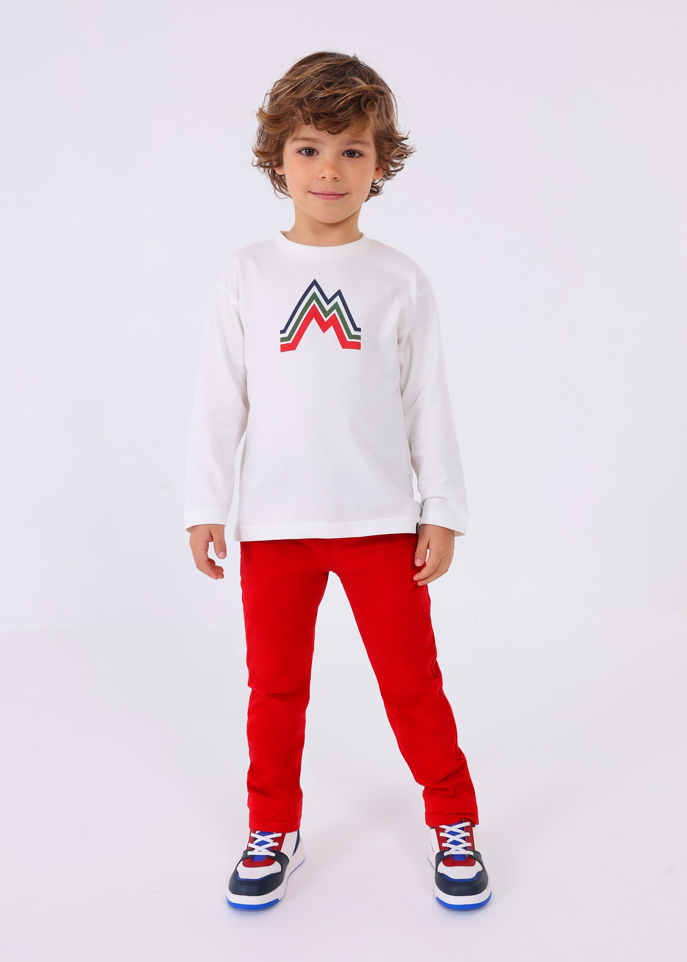 Camiseta infantil Better Cotton com ombros caídos