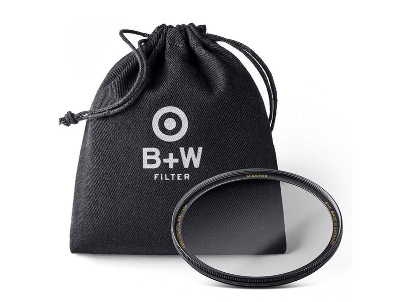 B W Polfilter MASTER Zirkular KSM MRC nano – 112 mm Zirkular-Polfilter sättigt den Himmel und das Blattwerk