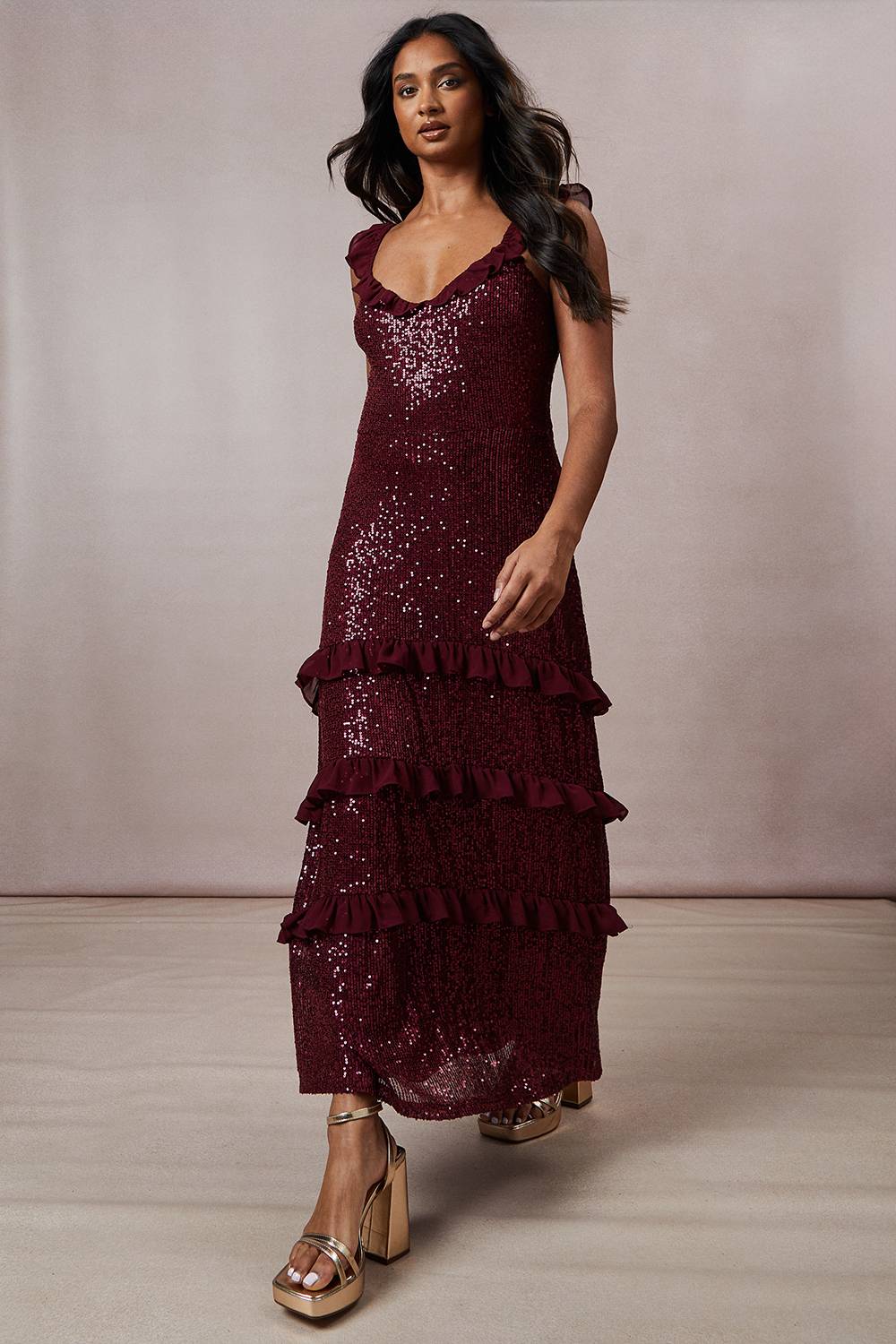 Oasis Robe Mi-Longue à Sequins et Volants de Soirée