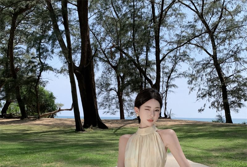 Lydiah - Halter maxi-zonnejurk met patroon