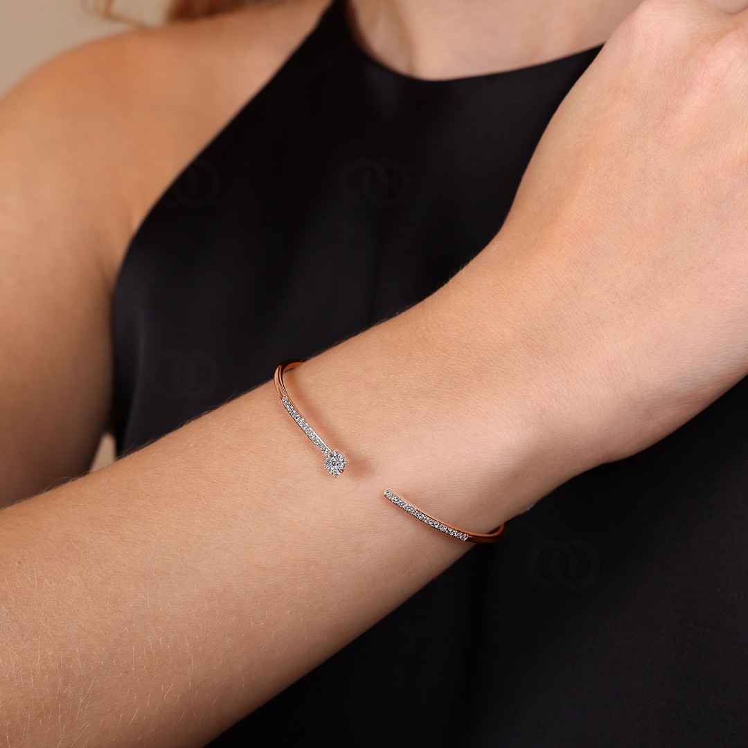 0.33 Karat Diamantarmreif offen 750/18 K Roségold