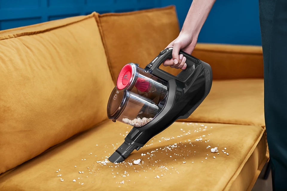 SpeedPro Vacuum Cleaner Staubsauger Kabelloser Akku Sauger mit Wandhalterung (FC6722/01) - Tiefschwarz