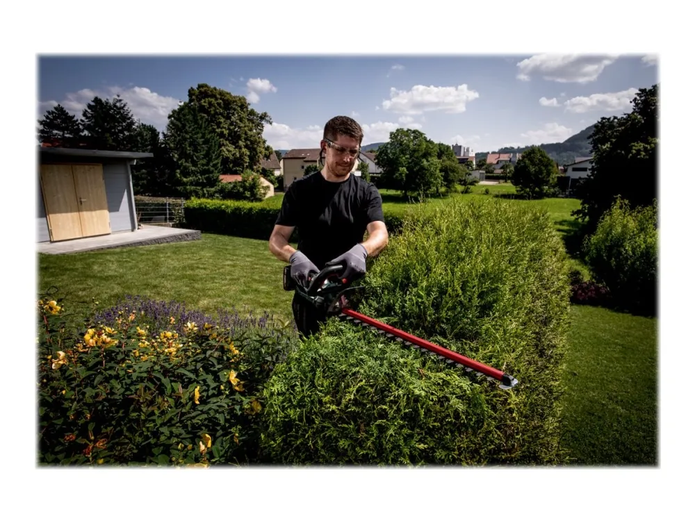 Metabo HS 18 LTX 55 - Hæktrimmer - ledningfri - 18 V - 2600 spm - 55 cm - 53 cm - Skærekapacitet 19 mm - 2.2 kg (batteri og oplader medfølger ikke) - SOLO