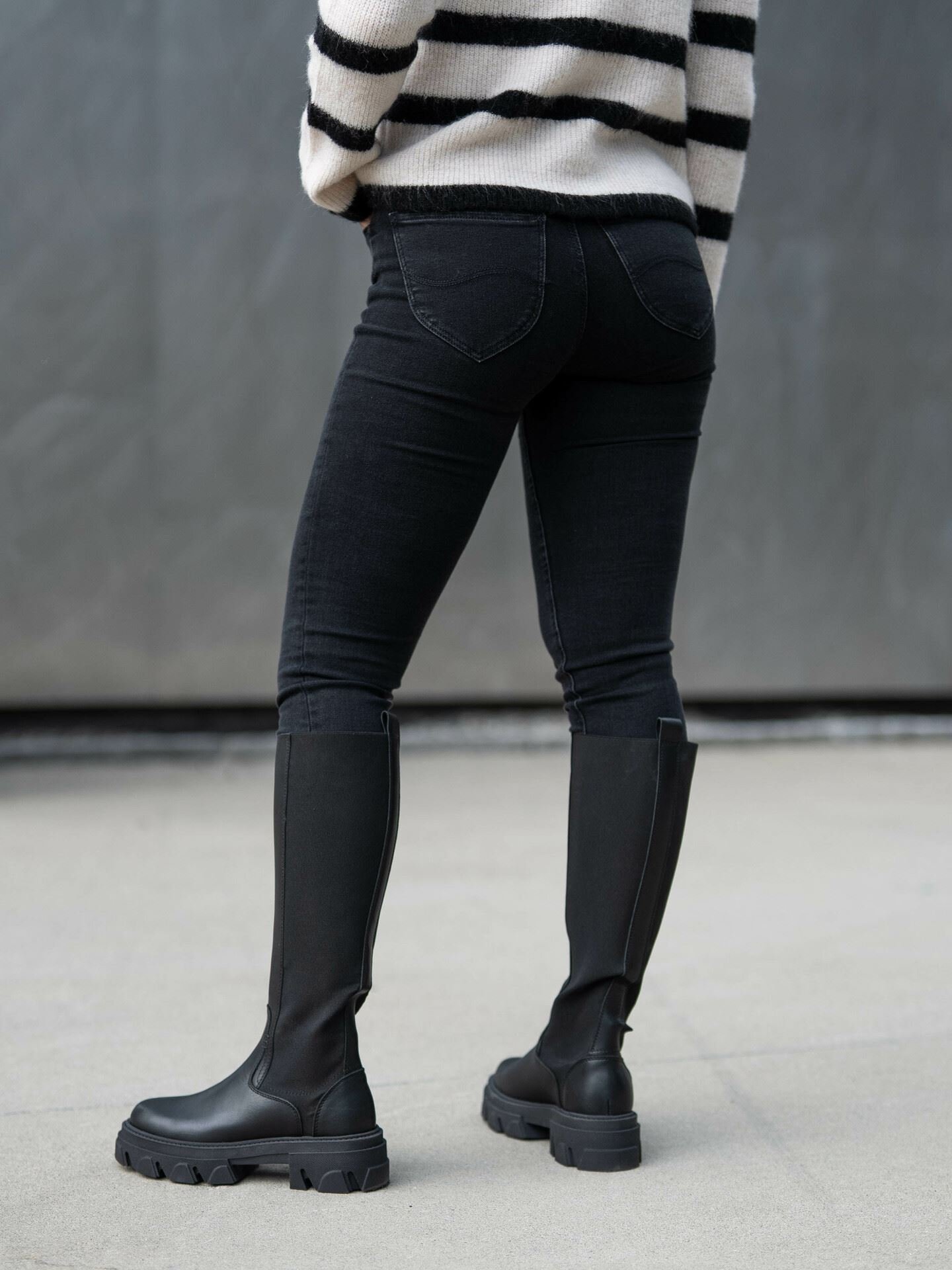 Scarlett Skinny High