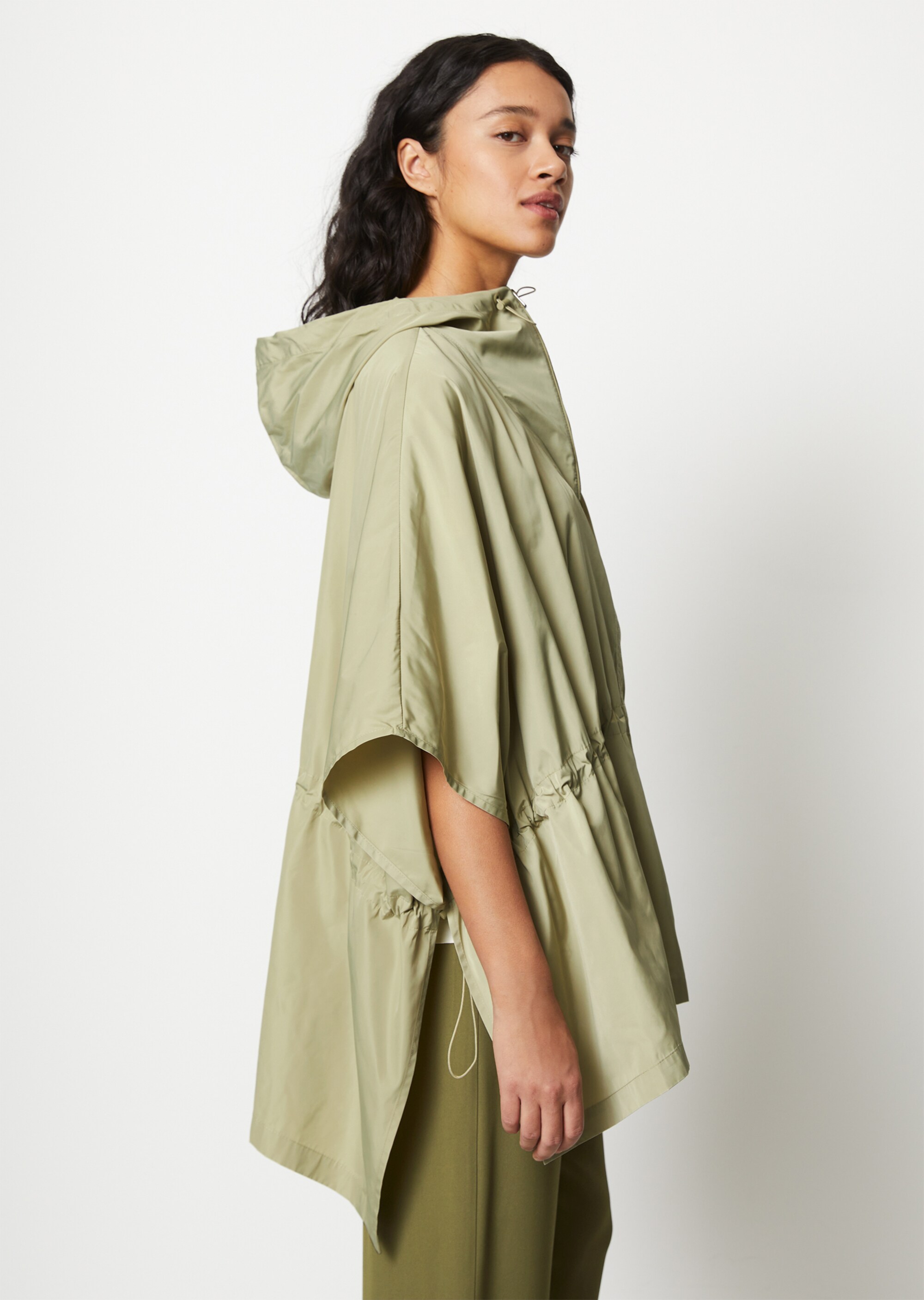 Cape oversizedaus recyceltem Polyester