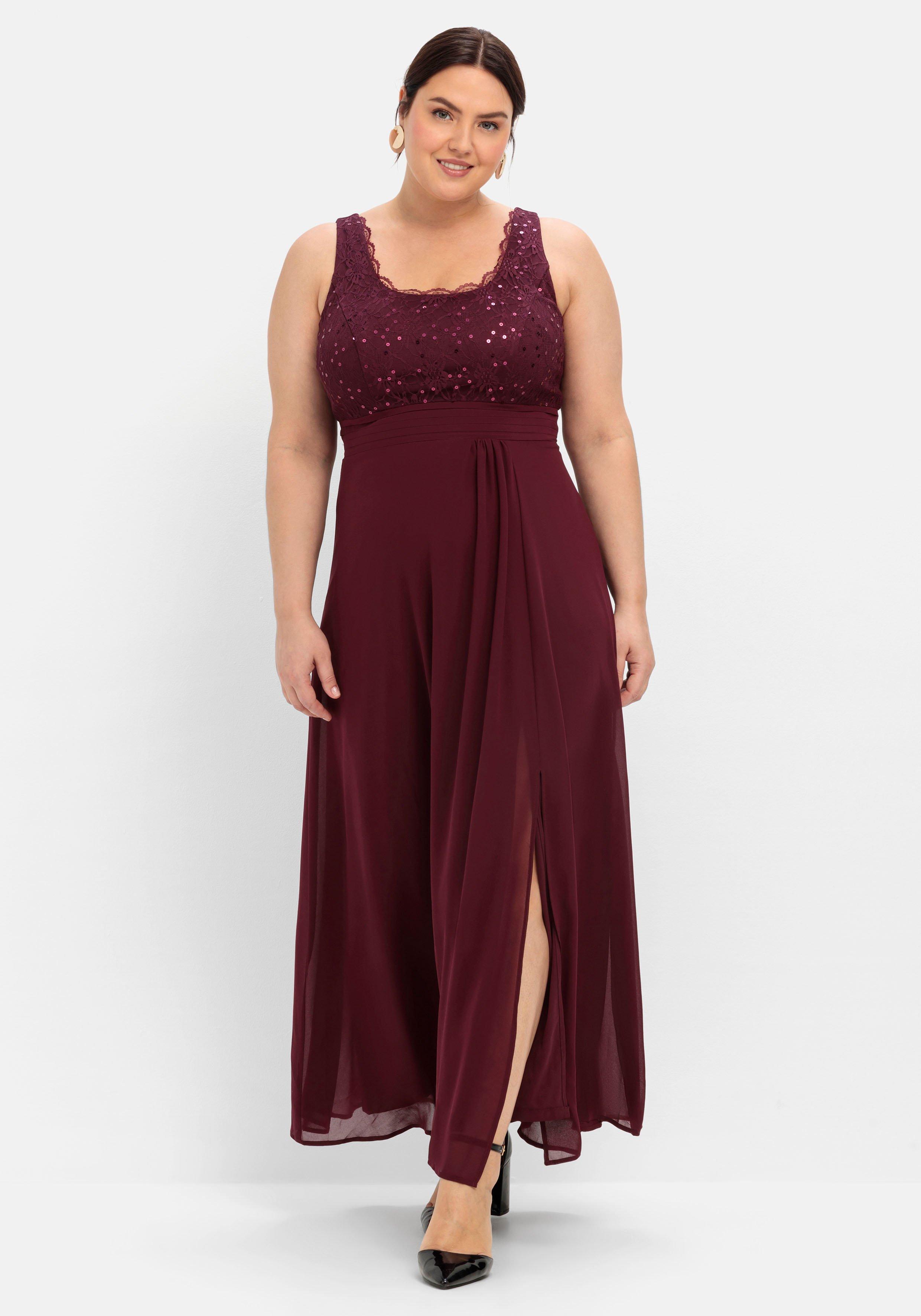 Abendkleid mit floraler Spitze