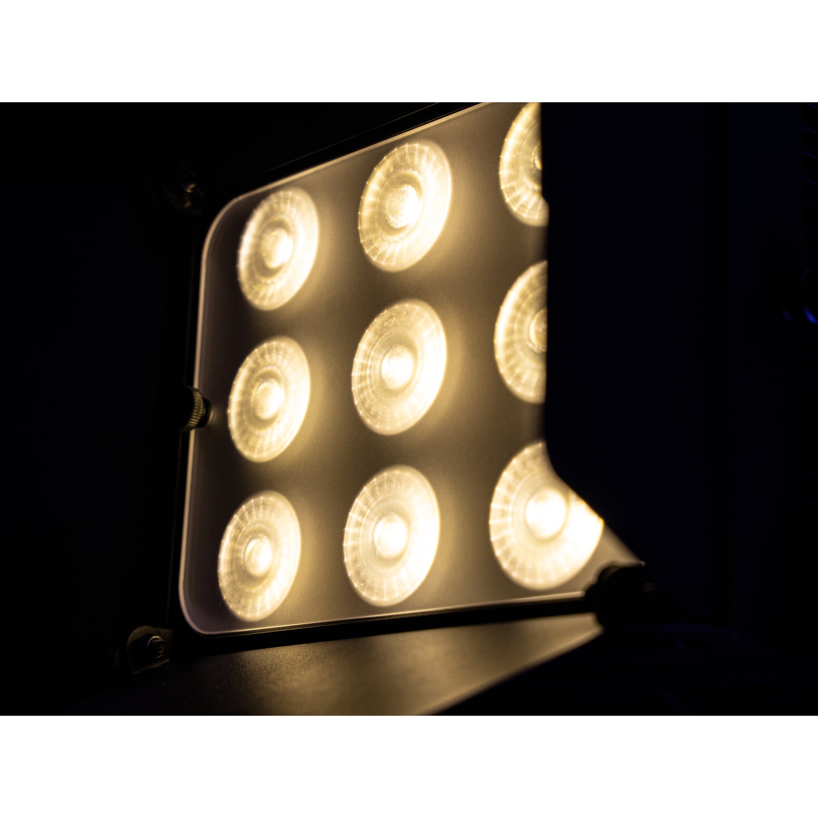 Eurolite LED CLS-9 QCL RGB/WW 9 x 7 W floodlight