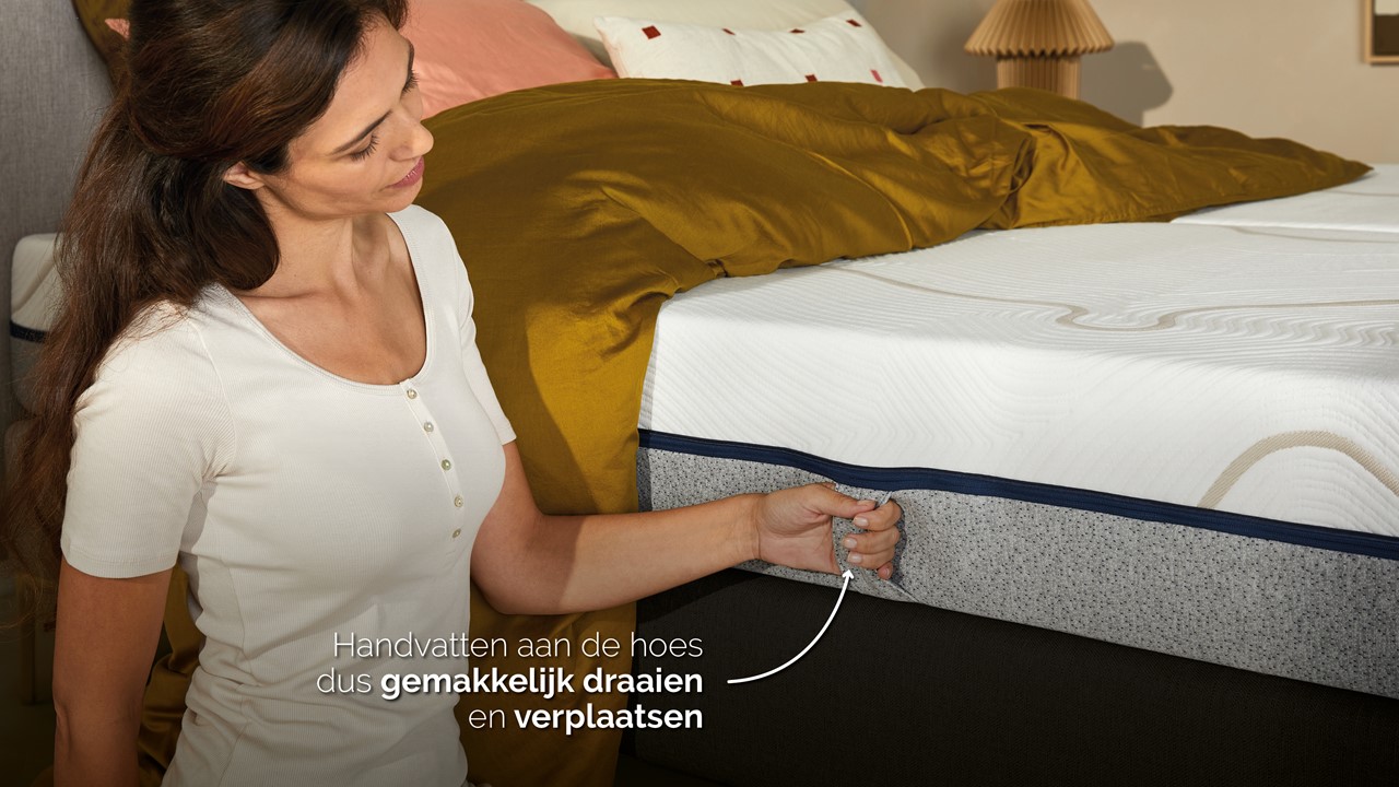 Boxspring Emerald met B Bright Gold 300 matras beige