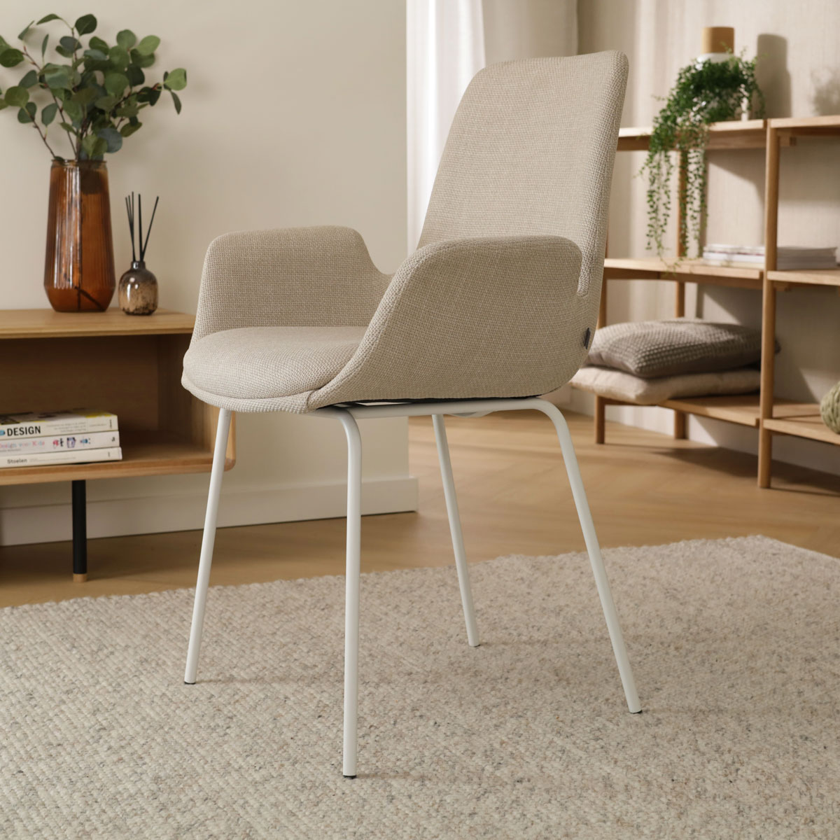 Eetkamerstoel Nora-Eef beige - wit onderstel