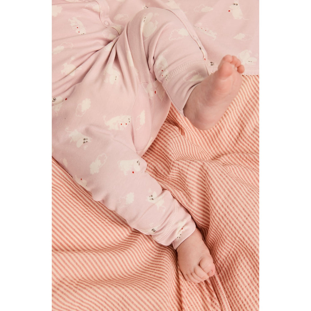 Køb MarMar New Born Modal Smooth Print Rose Moomin Alida Babytæppe