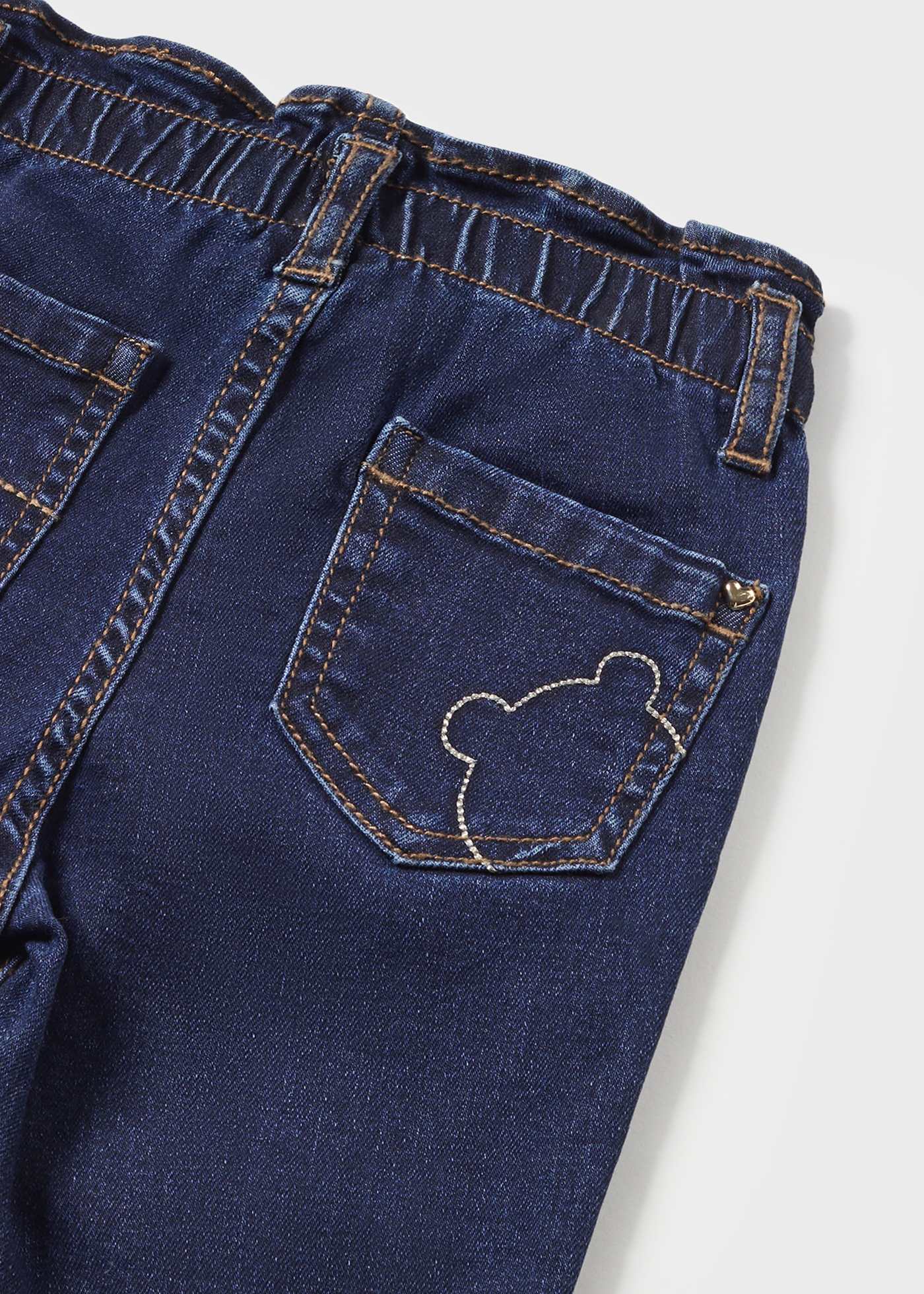 Calça jeans folgada para bebê