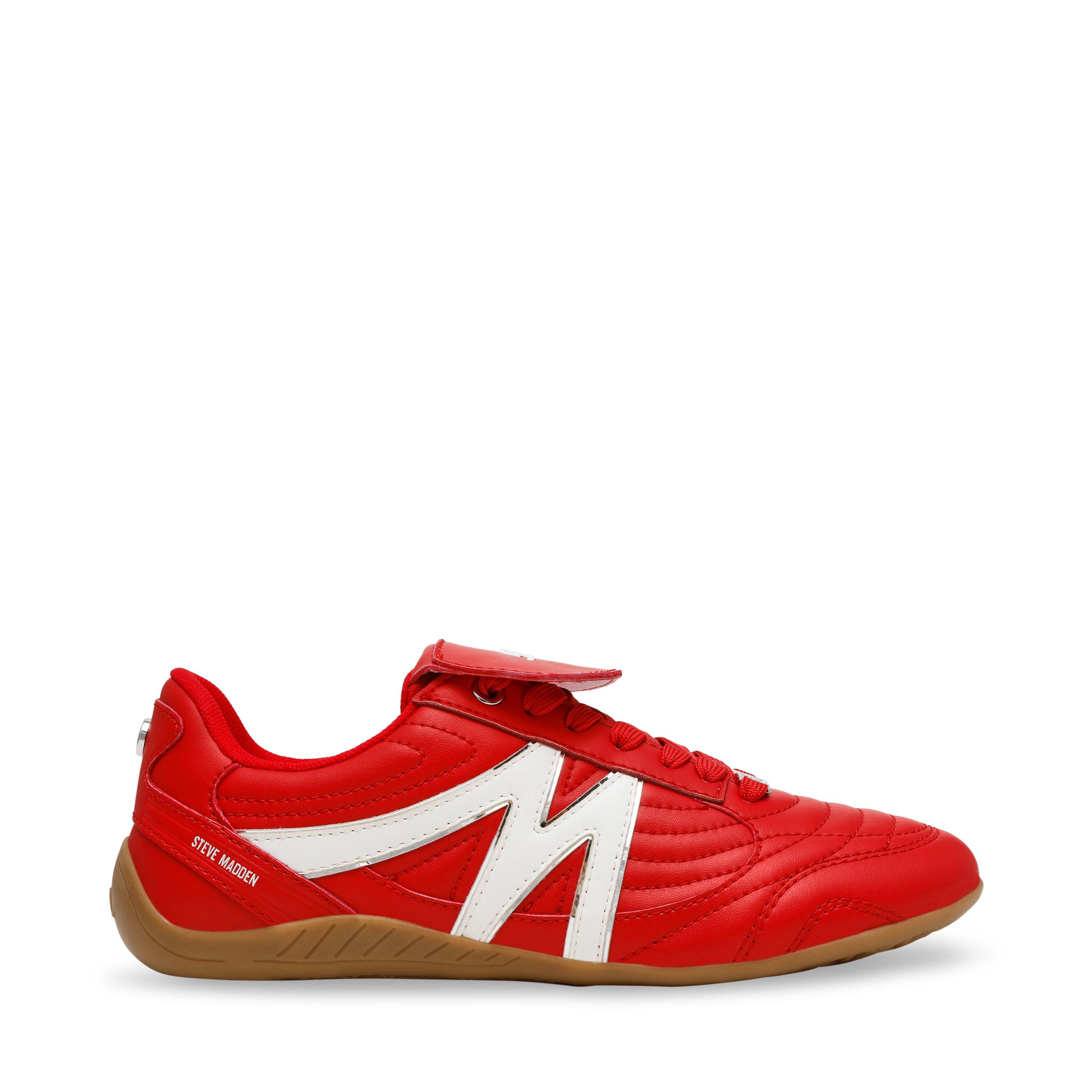 Steve Madden Freekick Runners