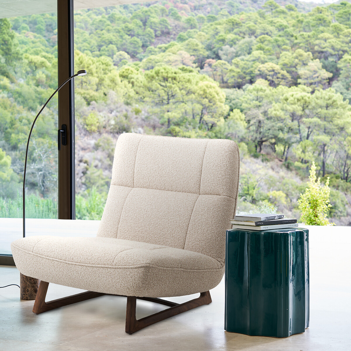 AM.PM<br>Poltrona de nogueira e bouclette, Lafar